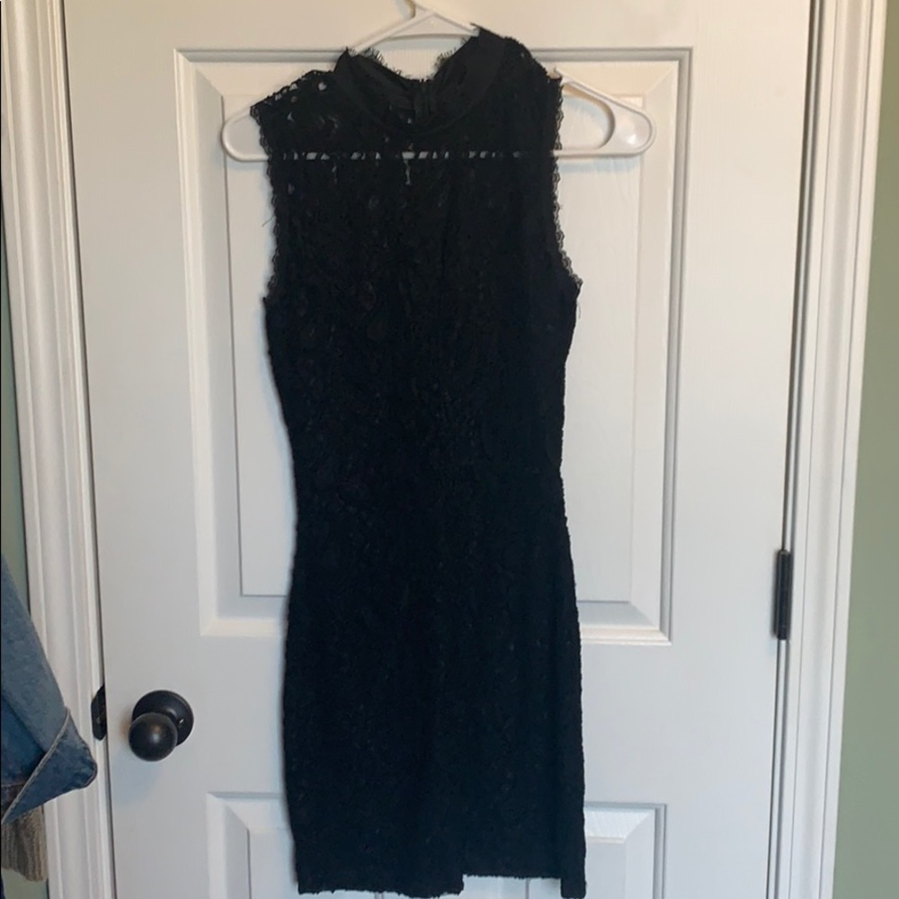 Black bodycon dress